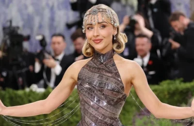 Sabrina Carpenter a purtat un film la Met Gala. Detaliul incredibil de pe rochia Dior