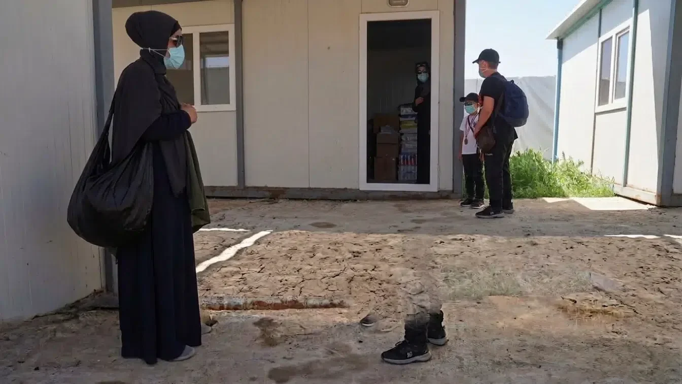 Anunț oficial despre 4 femei și 9 copii. Ce se întâmplă la graniță cu familiile ISIS
