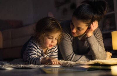 10 minute autentice pe zi pot întări relația dintre părinte și copil