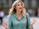 Lisa Faulkner spune că mamografia i-a depistat devreme cancerul mamar și urmează radioterapie