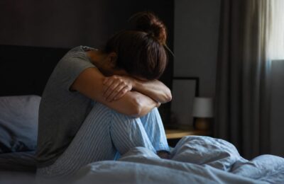 Trauma poate grăbi instalarea menopauzei cu până la 20 de luni, arată un studiu