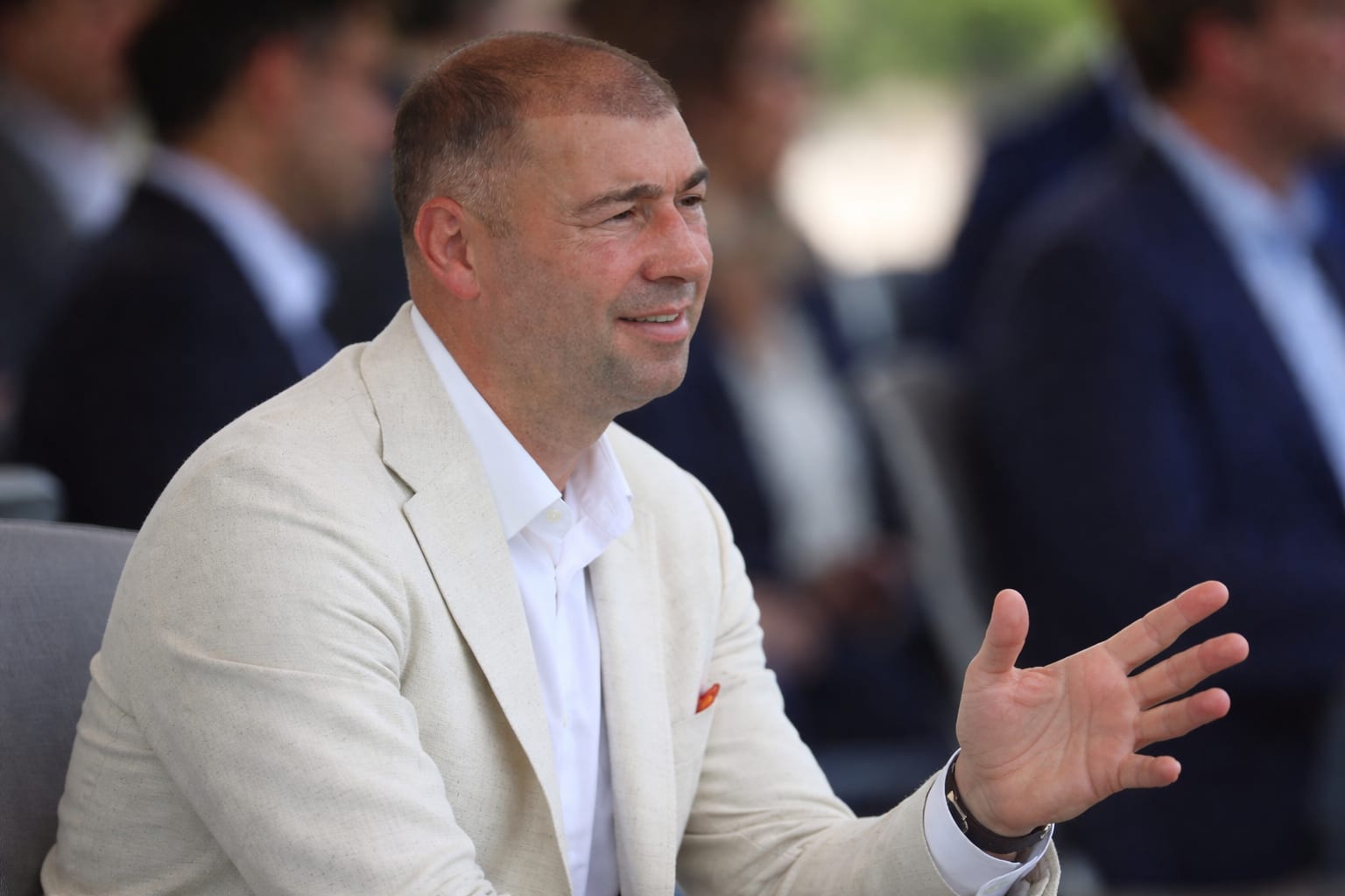 Campionul Lucian Bute donează Muzeului Național de Istorie obiecte cheie din cariera sa