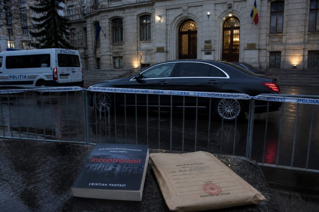 Fosta șefă de comunicare a lui Andrew Tate anunță despărțirea profesională și îl acuză de aroganță