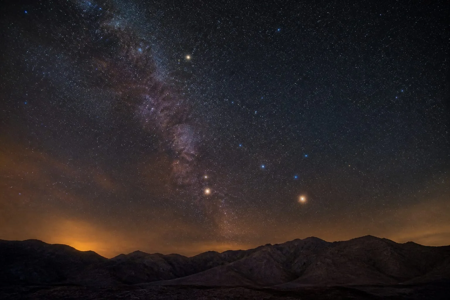Horoscop 11 august 2026 cu o zi practică pentru Leu și Fecioară