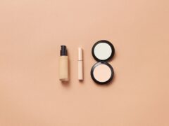 Jones Road Beauty renunță la numele „Wide Awake” după acuzațiile lui Molly Sims
