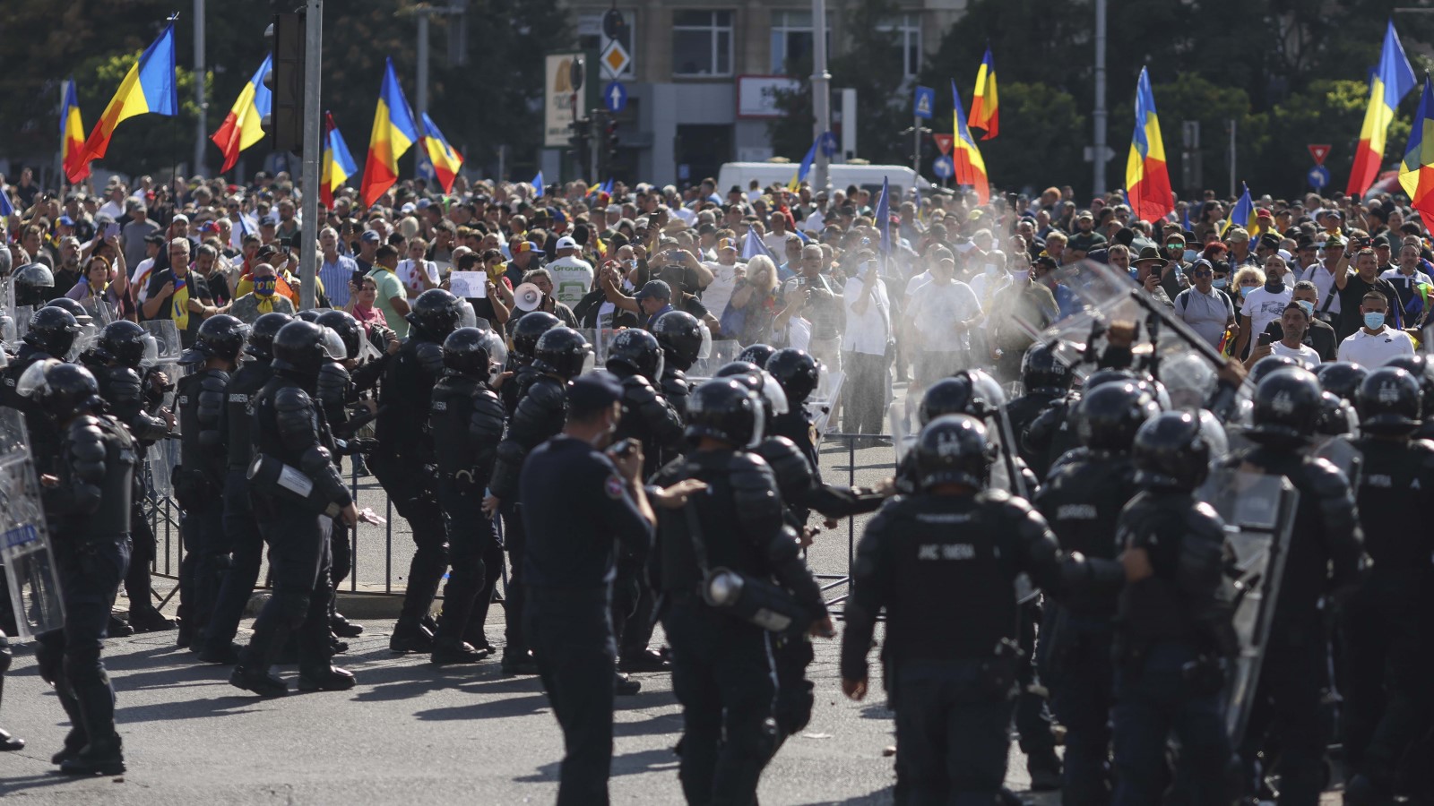 Violențele din Piața Victoriei