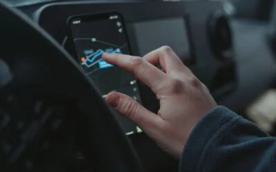 Când localizarea pe telefon devine control în cuplu. Semnul este teama de a o opri